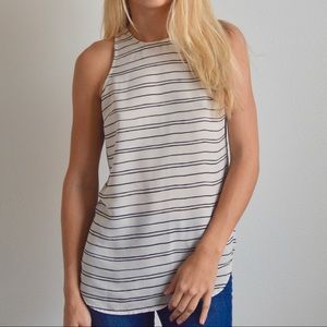 ✨Who What Wear high neck striped tunic